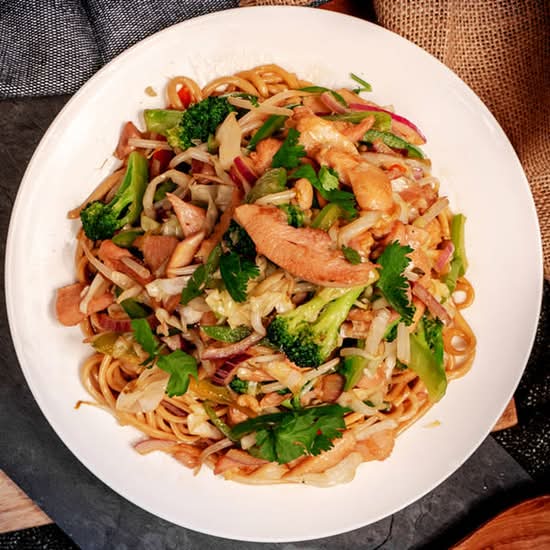 M5 Chicken Chow Mein M5 鸡肉炒面